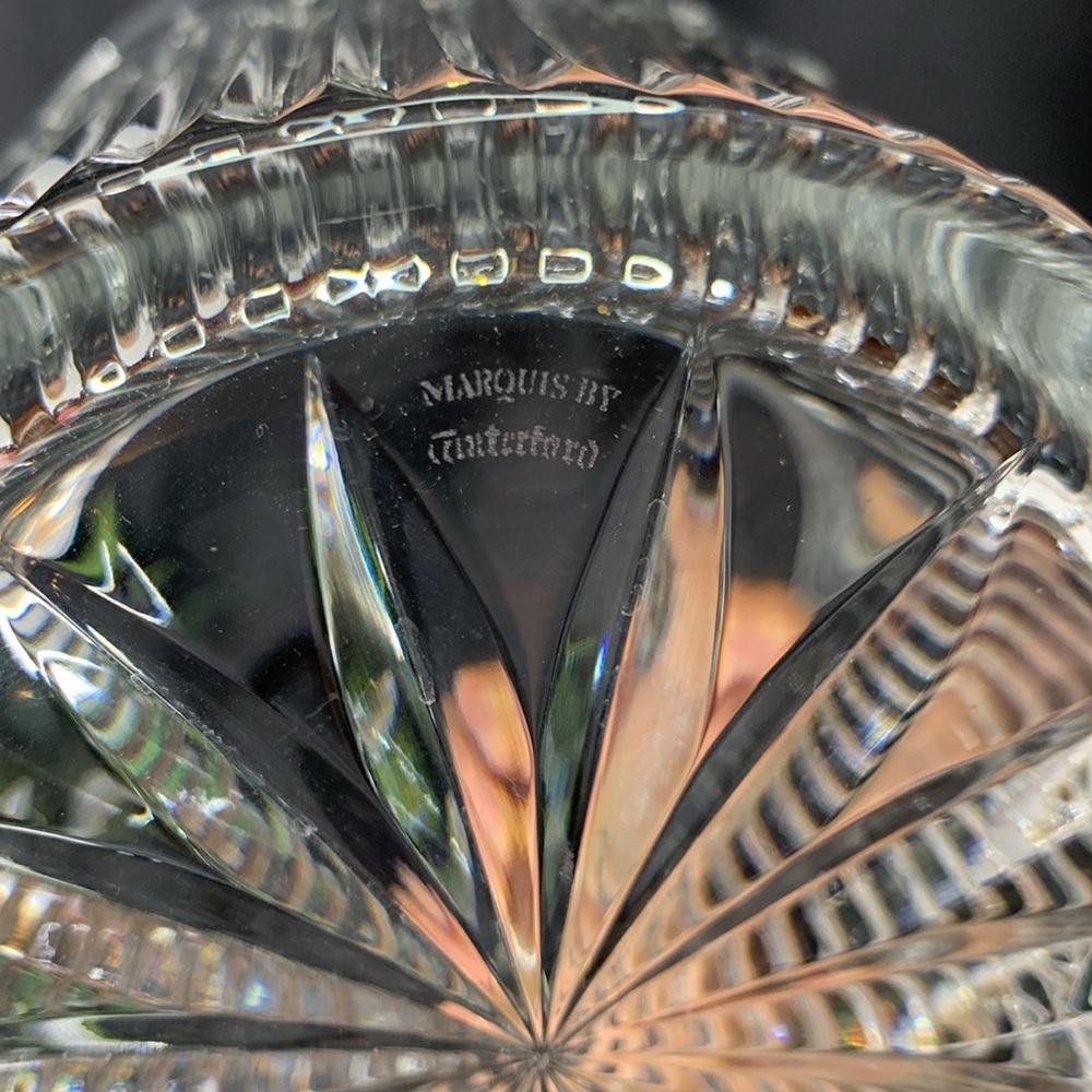 Marquis by Waterford Barcelona crystal ice bucket w/ vintage gold tone ice tongs - Picture 9 of 9